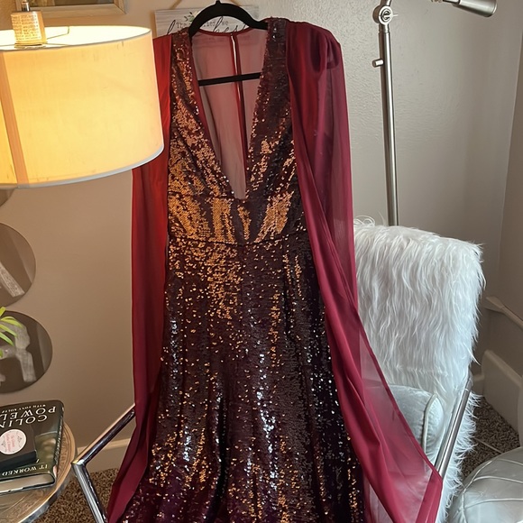 Sequin Jumpsuit - Picture 5 of 8